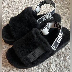 UGG Black Fluffy Slides
